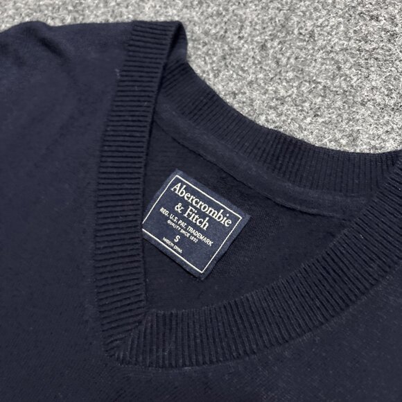 Abercrombie Fitch Sweater Size Small Navy Blue Wool Long Sleeve V-Neck Preppy - Picture 8 of 13